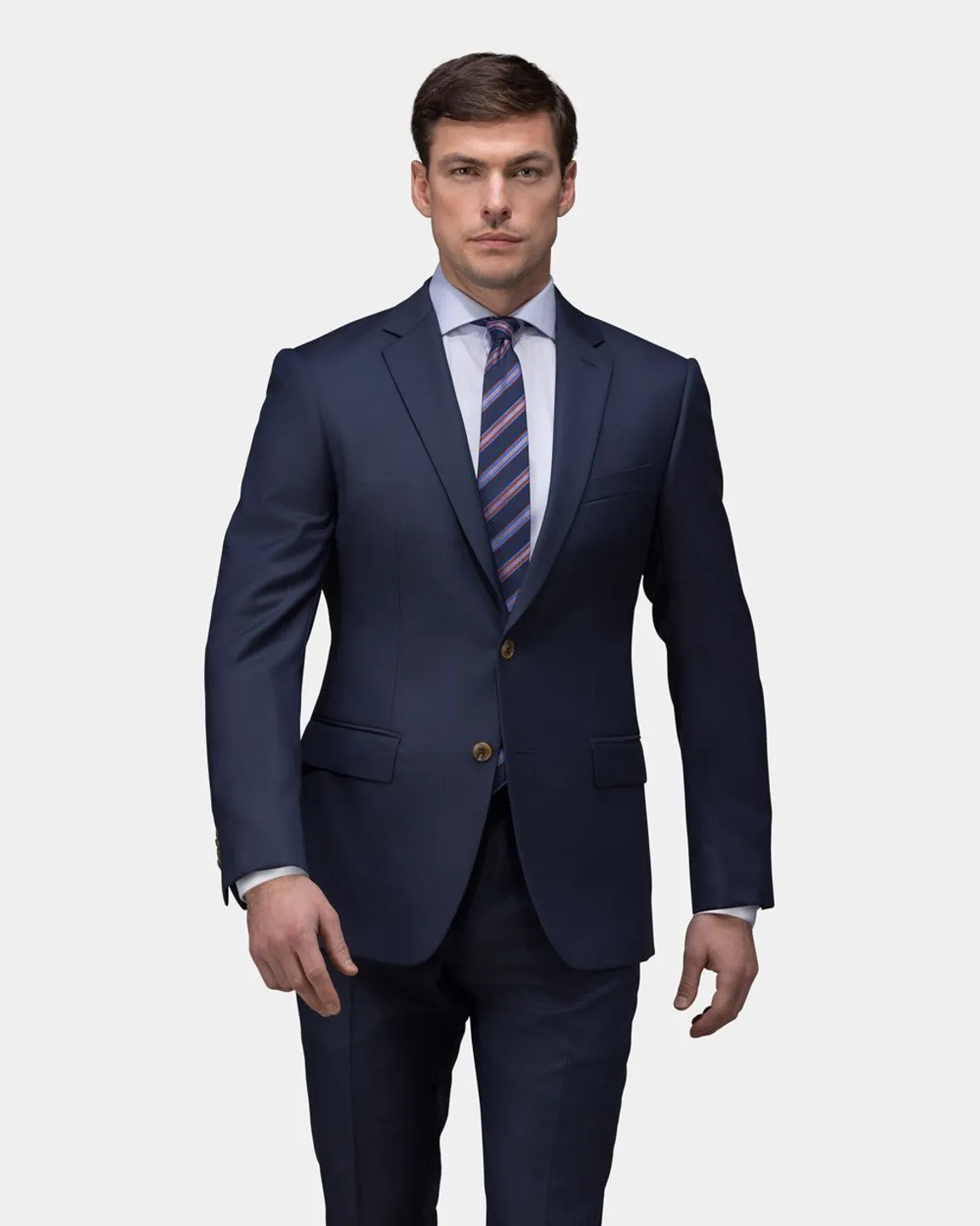 Navigating the Search: Tips for Finding a Trustworthy Suit Tailor